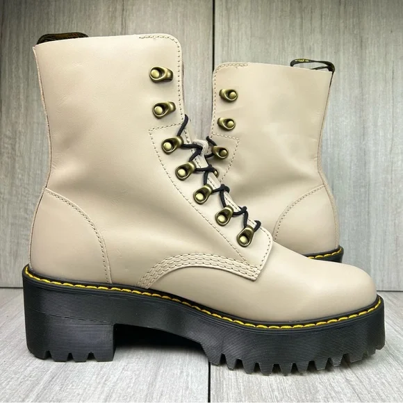 NEW Dr. Marten Docs Leona Taupe Brown Leather Heeled Combat Boot Women’s Size 10 - Picture 4 of 10